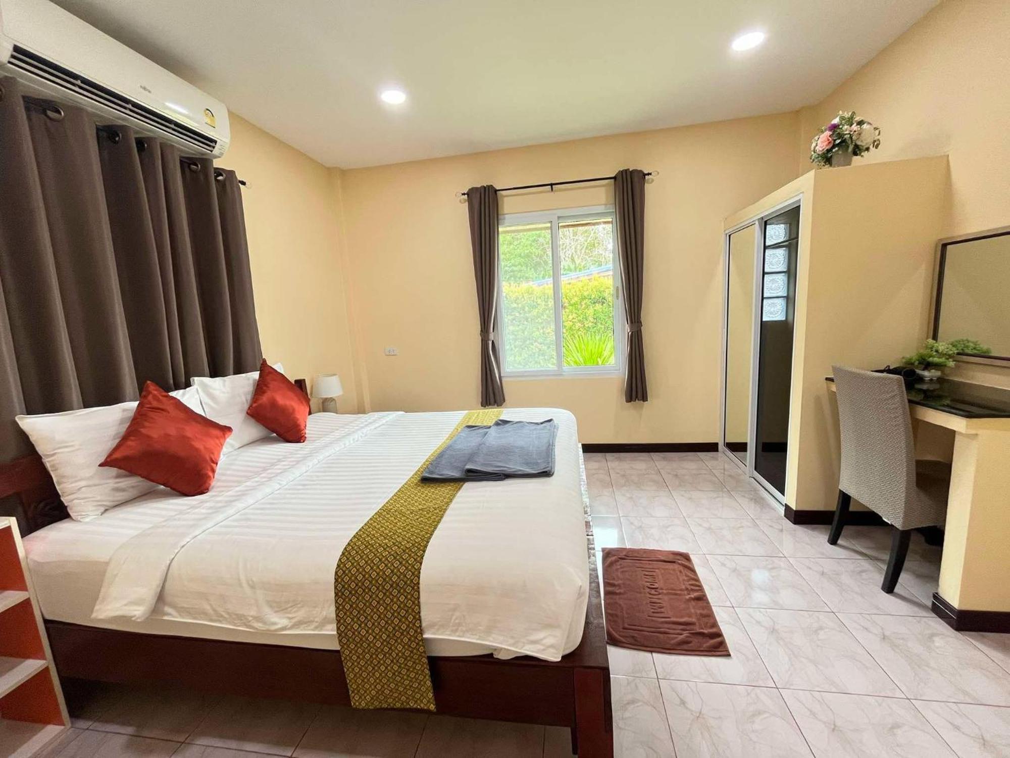 Rimlay Bay View Villa Ko Yao Noi Exterior photo
